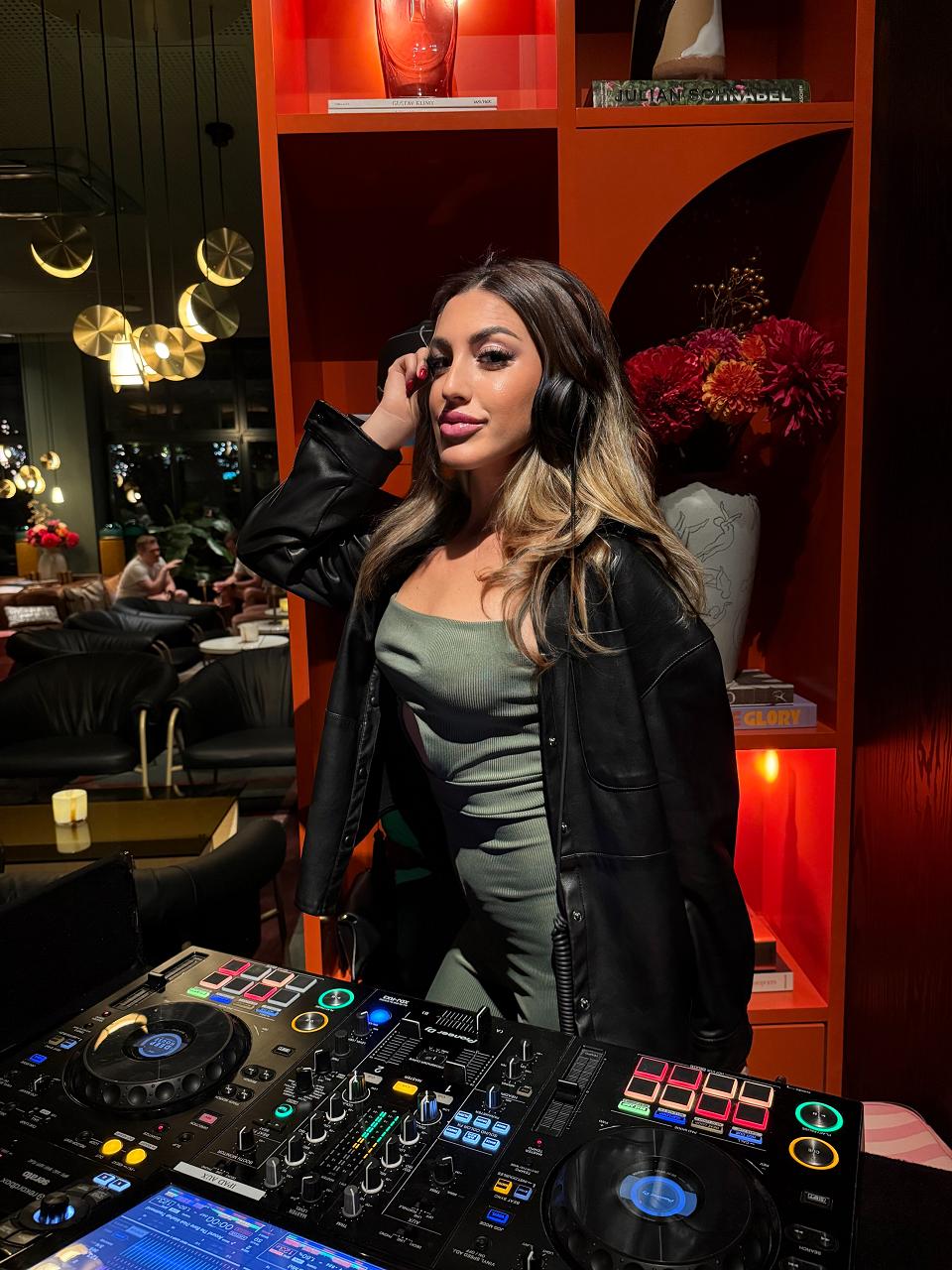 Valentina 