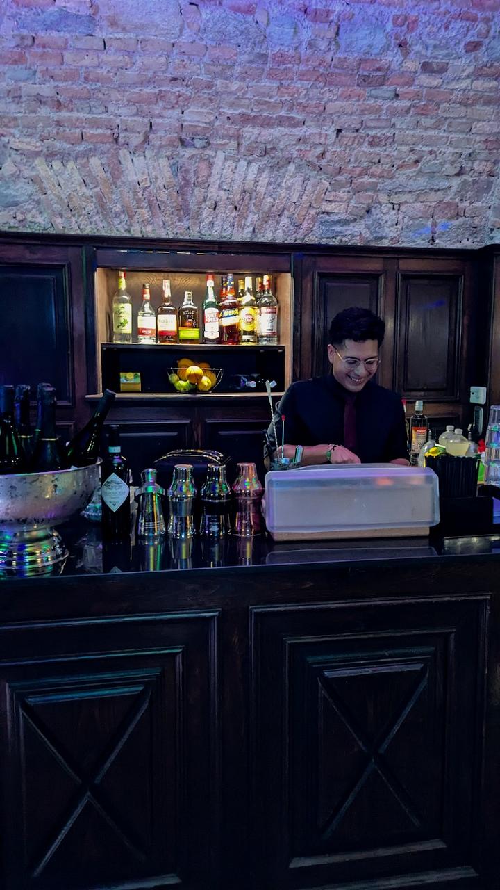 FLAMINGO - Bar  Made Simple
