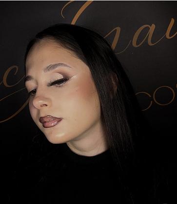 Manudfl make-up 