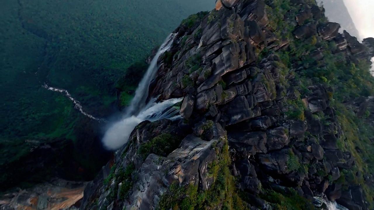 Aleks Filmmaker | Video e Drone in Eventi, Matrimoni e Hotel