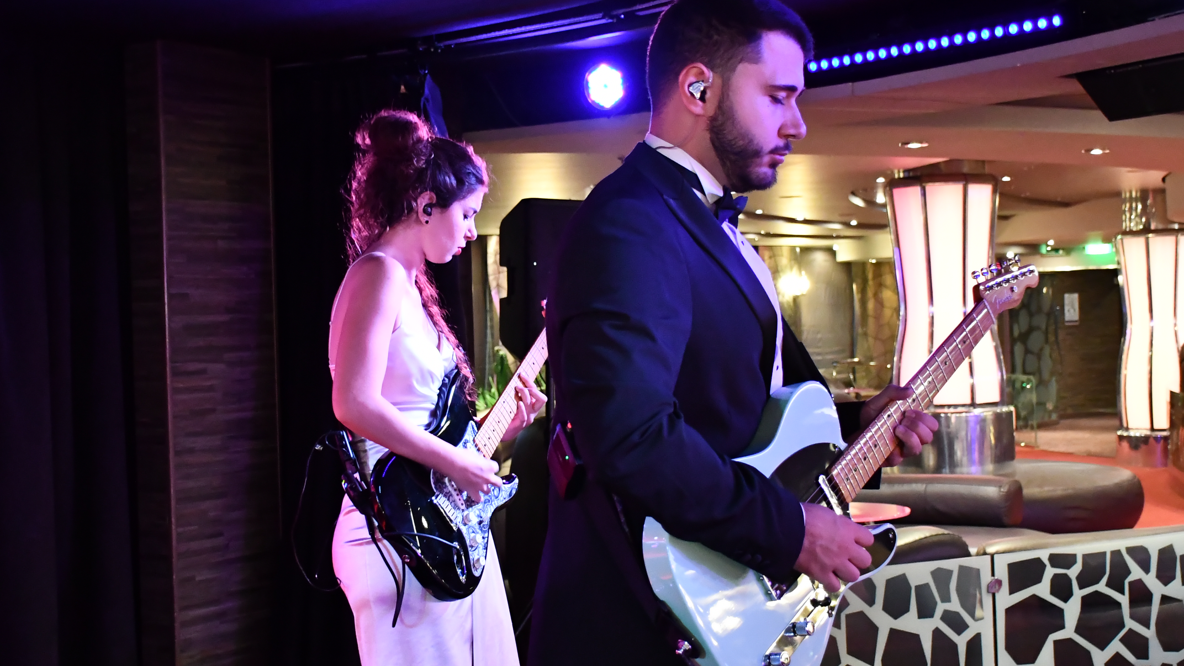 EYELIGHTS PARTY BAND