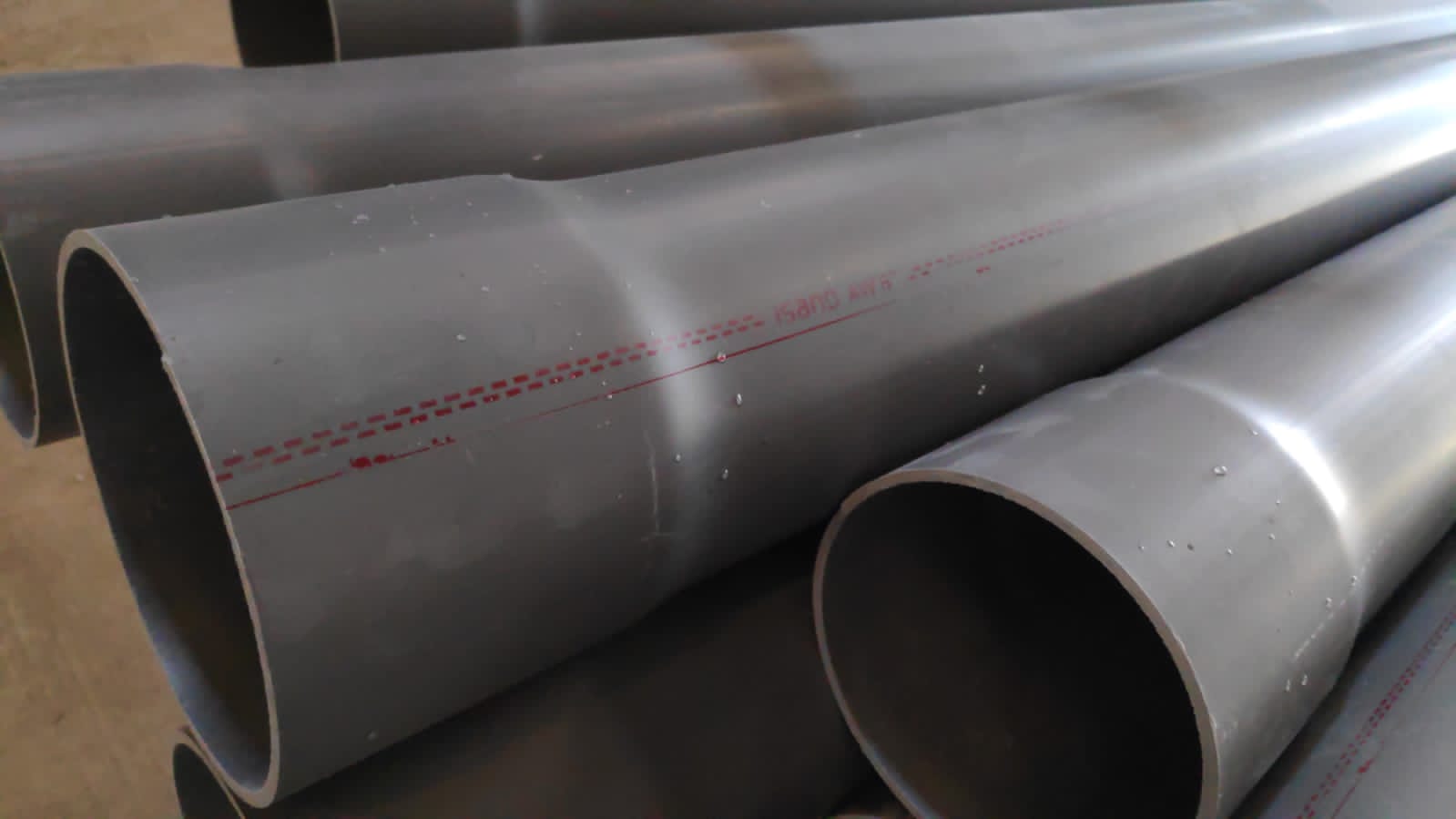 Pipa PVC Isano 21/2 inch AW (Warna Abu-abu)