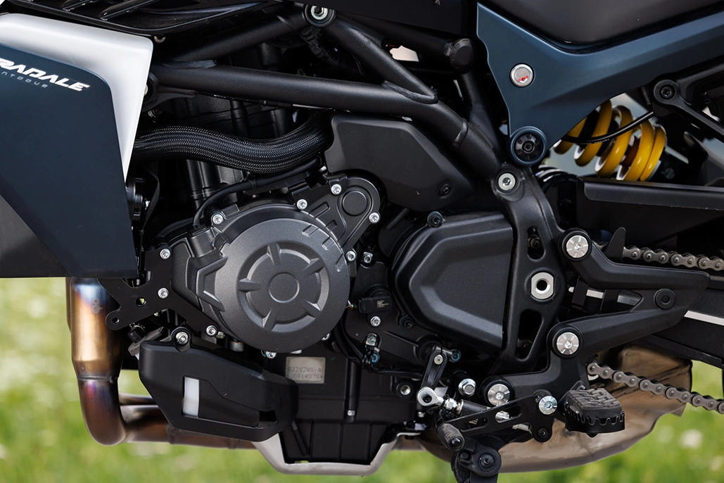 Benelli Trk 902 Stradal