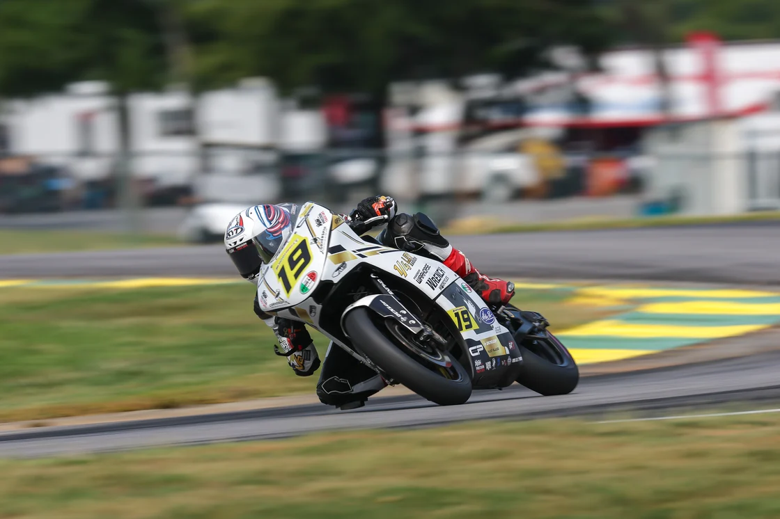 Heat And Heart Rates Rise As Motoamerica Superbikes At Virginia Kick Off Race Weekend
