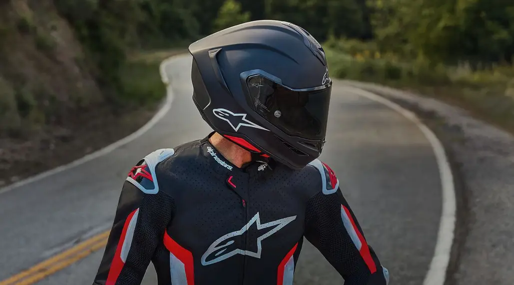 Alpinestars Launches The All-New Supertech R7 (S-R7) Road Helmet Alpinestars Launches The All-New Supertech R7 (S-R7) Road Helmet