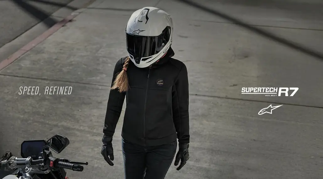Alpinestars Launches The All-New Supertech R7 (S-R7) Road Helmet Alpinestars Launches The All-New Supertech R7 (S-R7) Road Helmet