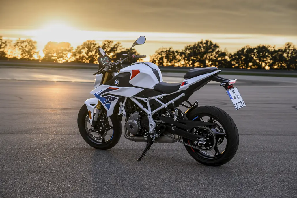 Bmw Motorrad Presents The New Bmw F 450 R Bmw Motorrad Presents The New Bmw F 450 R