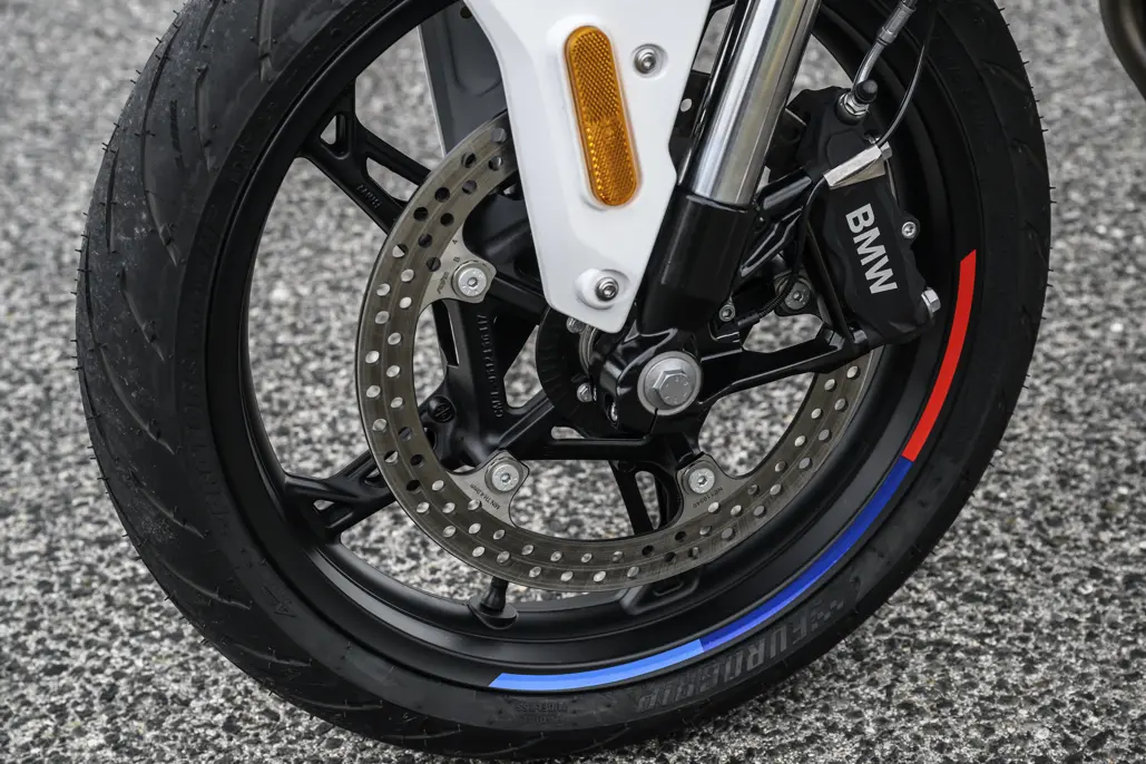 Bmw Motorrad Presents The New Bmw F 450 R Bmw Motorrad Presents The New Bmw F 450 R