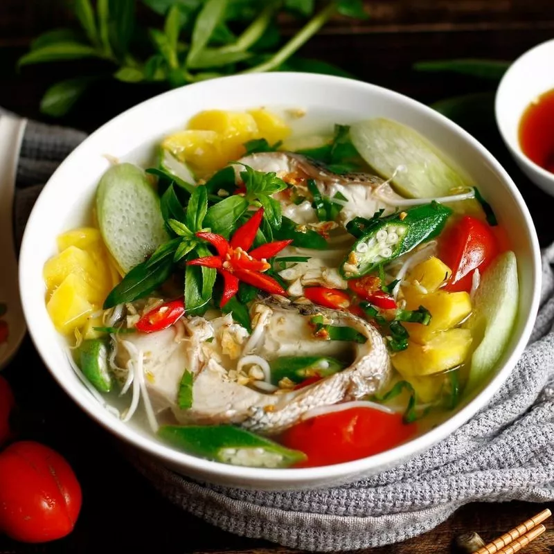 Canh chua cá lóc