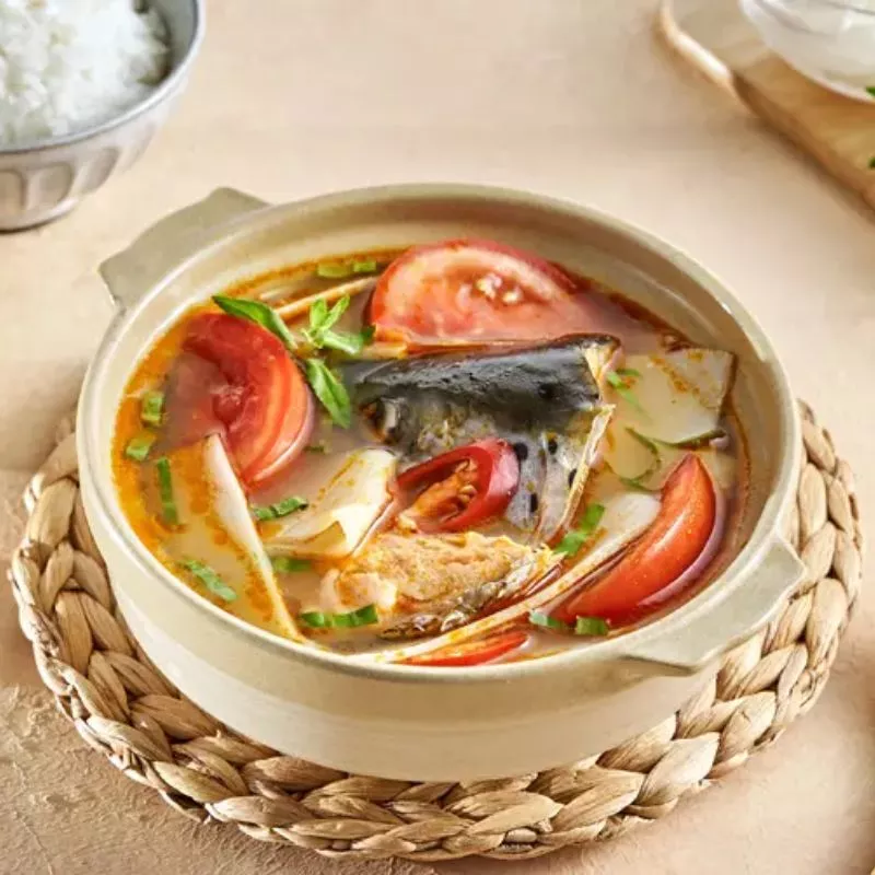Canh chua đầu cá hồi