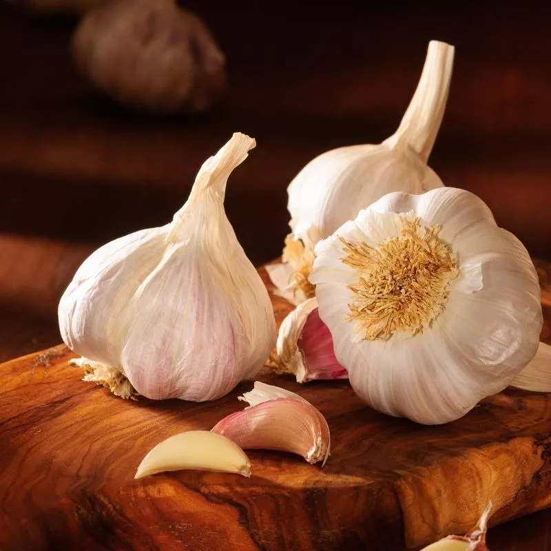 Lưu ý gì khi ăn tỏi