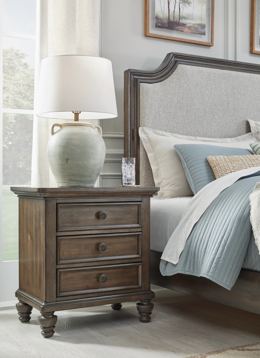 Veramond nightstand 