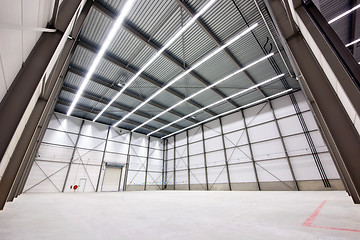 Image showing Warehouse to let