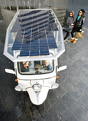 Image showing Solar powered tuc tuc