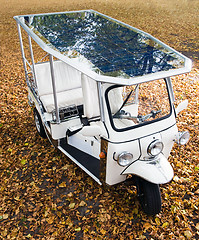 Image showing Solar powered tuc tuc