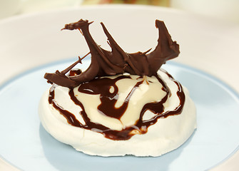 Image showing Chocolate Meringue