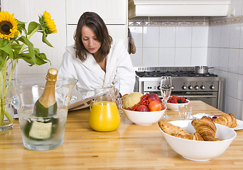 Image showing Champagne breakfast