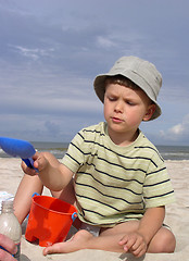 Image showing Child near the Sea