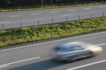 Image showing Car in motion