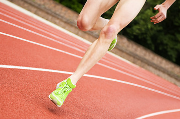 Image showing Oval running
