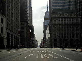 Image showing Fifth Avenue