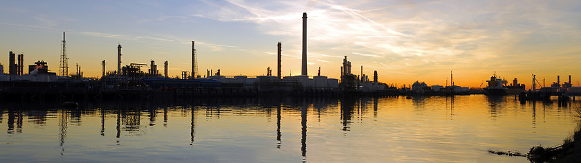 Image showing Oil Refinary at dusk