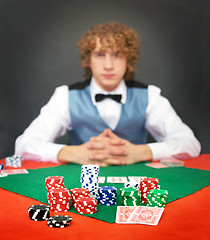 Image showing Face the dealer