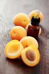 Image showing apricot essential oil