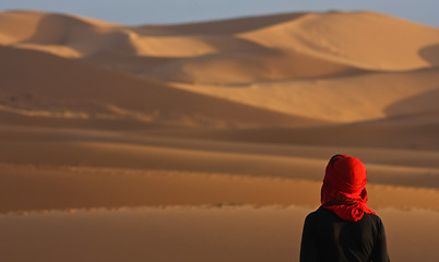 Image showing Women in Sahara