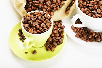 Image showing Coffee beans in dishware closeup