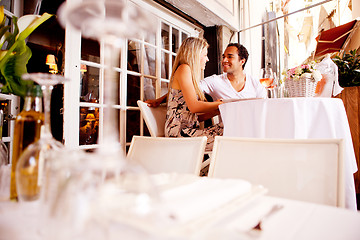 Image showing Couple in Outdoor Restaurant