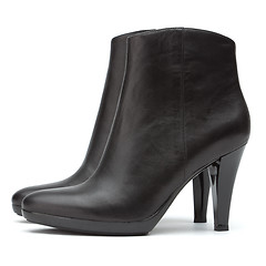 Image showing Ladies short black boots