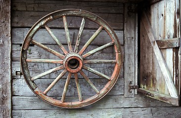 Image showing Wagon Wheel