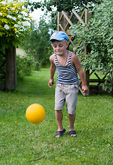 Image showing The boy with a ball.