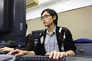 Image showing student studying in computer room