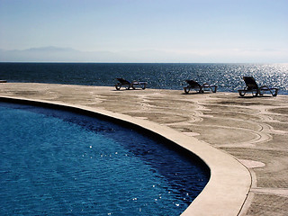 Image showing Tropical Pool by the ocean