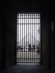 Image showing Louvre Museum