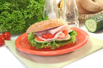 Image showing Bagel with chicken breast