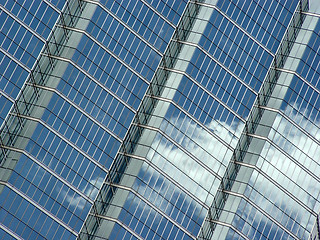 Image showing Blue sky and clouds reflection