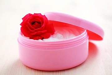 Image showing box of luxury face cream