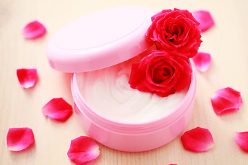 Image showing box of luxury face cream