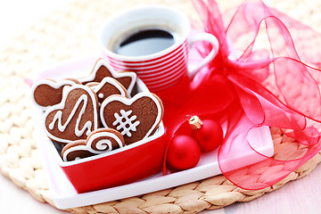 Image showing coffe with gingerbreads