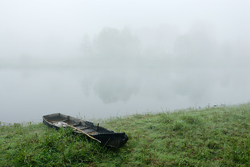 Image showing Morning river mist