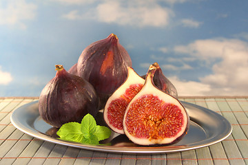 Image showing Figs