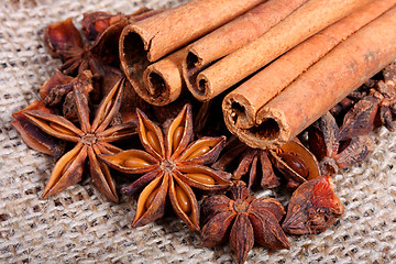 Image showing Star anise and cinnamon sticks