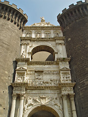 Image showing Under-gate sculpture at Medieval Castle