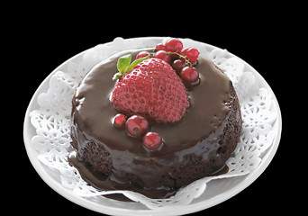 Image showing cake with ganache and berries