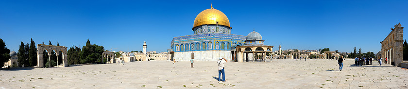 Image showing Panorama of Temple Mount and Dome of the Rock.