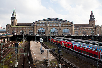 Image showing Hamburg Hauptbahnhof (Central railroad station) in Germany