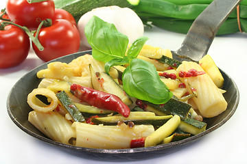 Image showing Tortiglione with fiery chili zucchini